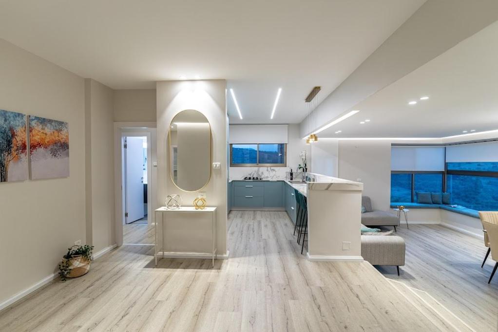 L.T.D Luxury Apartments 4 Bedroom Panoramic View Tiberias Ngoại thất bức ảnh